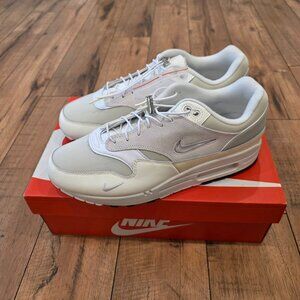 BRAND NEW NIKE AIR MAX 1 PREMIUM MENS SIZE 10